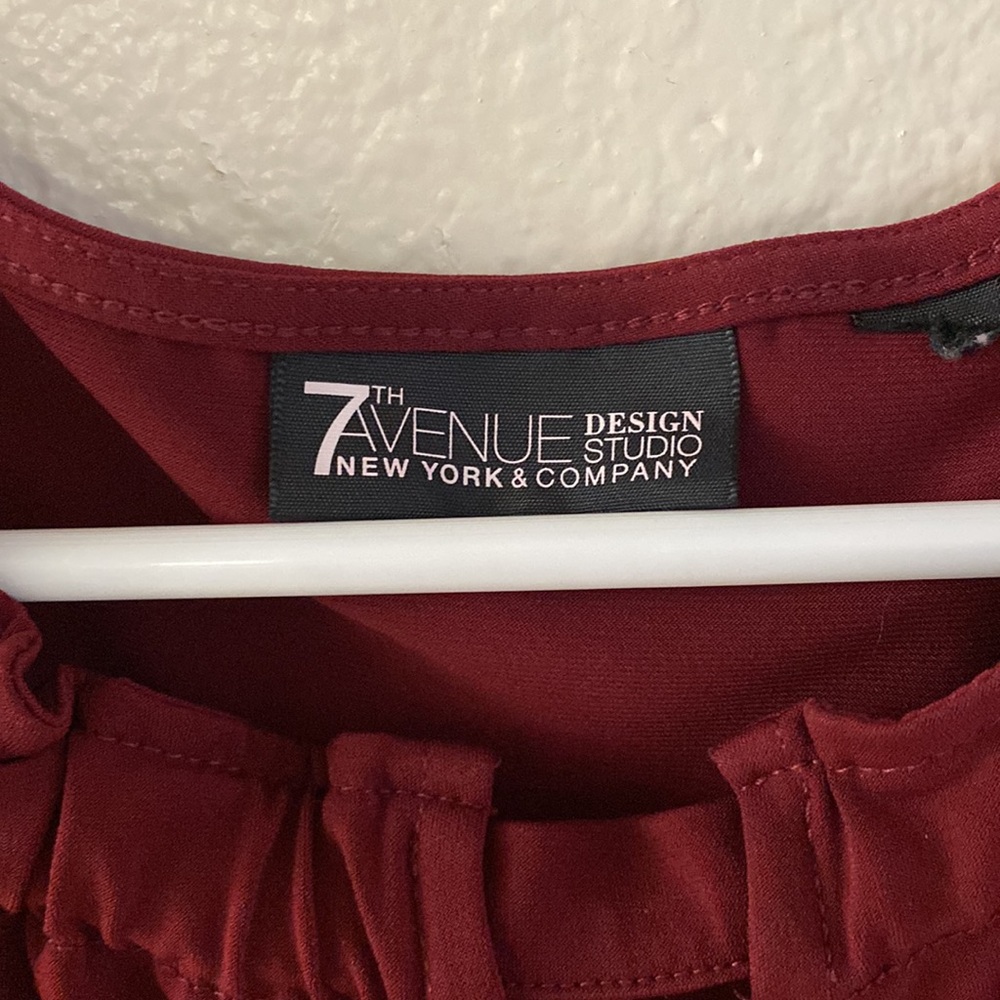 Deep Red Top - Picture 5 of 7